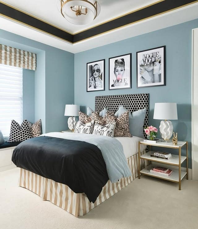 15. Chic Teal Glamour with Pattern Play - teal and white bedroom ideas