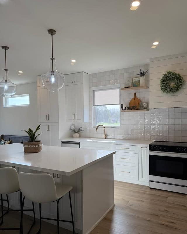 13. Soft White Texture with Modern Warmth - backsplash ideas for white kitchen