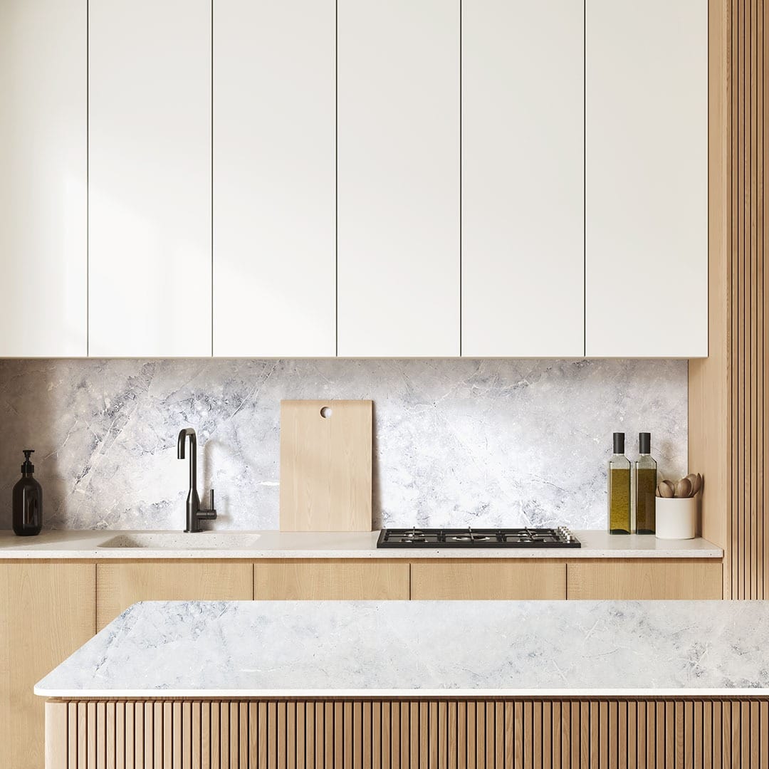 21. Soft Stone and Blond Wood Harmony - backsplash ideas for white kitchen