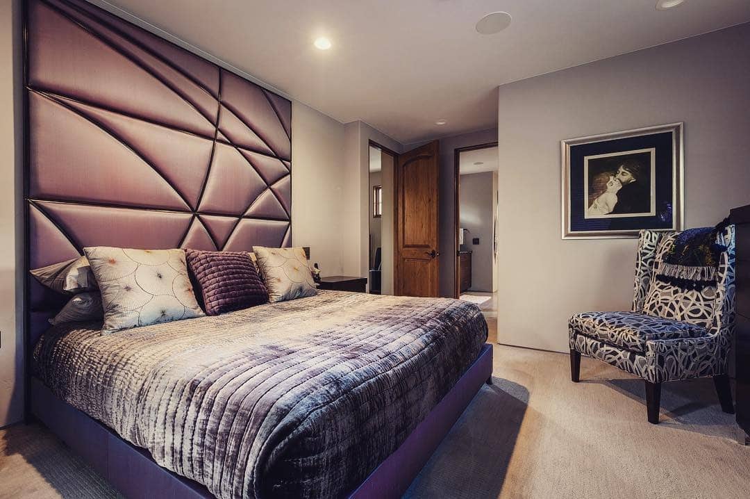 13. Modern Glamour in Lavender Velvet - blank wall bedroom ideas
