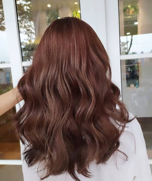 20. Mahogany Brown Glow - Brown Hair Color