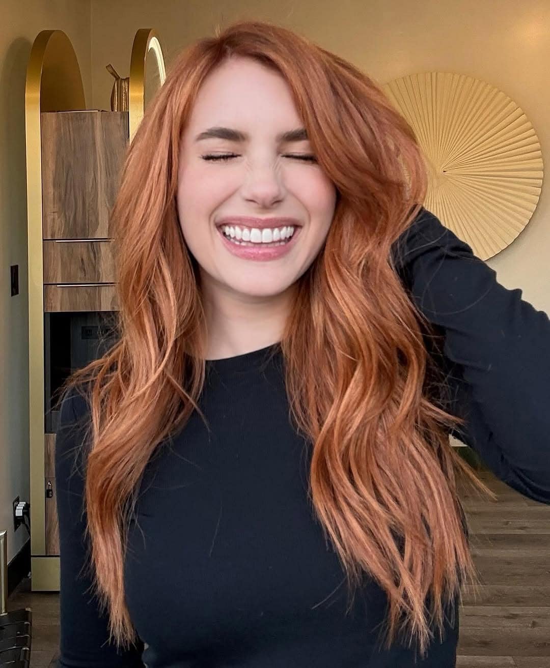 20. Warm Apricot Layers - Redhead Hair with Highlights