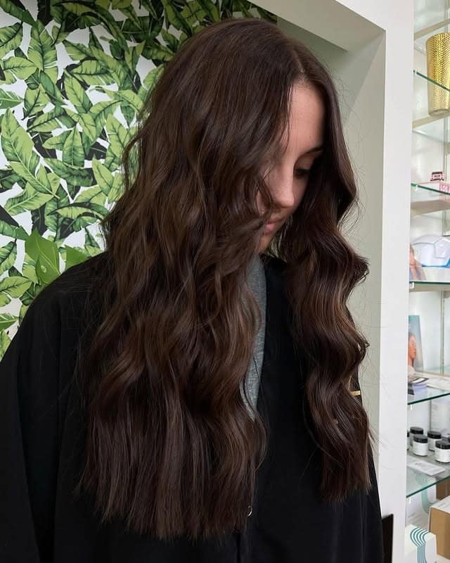 15. Dark Chocolate Ripple Layers - Chocolate Brown Hair Color