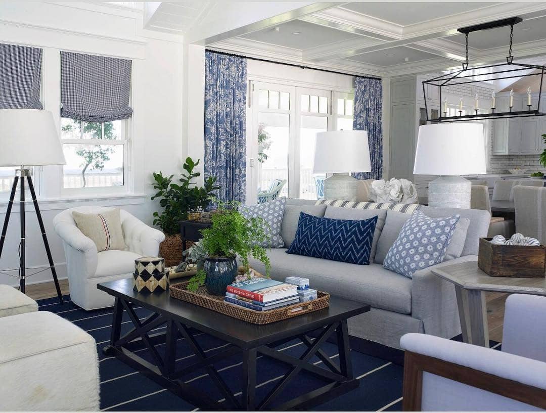 17. Coastal Freshness with Patterned Blues - gray and blue living room ideas