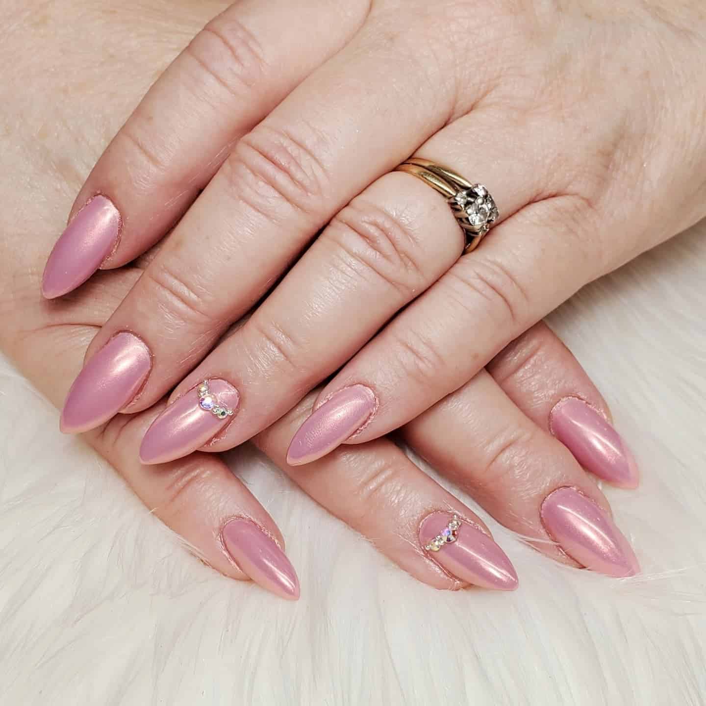 4. Pink Chrome Accent Elegance - pink chrome nail ideas