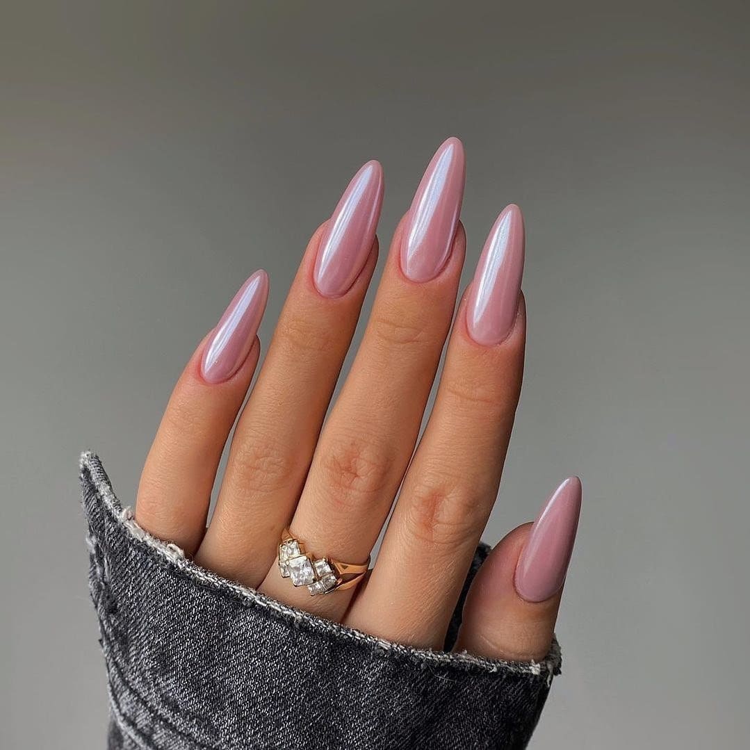 22. Lilac Pink Mirror Shine Nails - pink chrome nail ideas