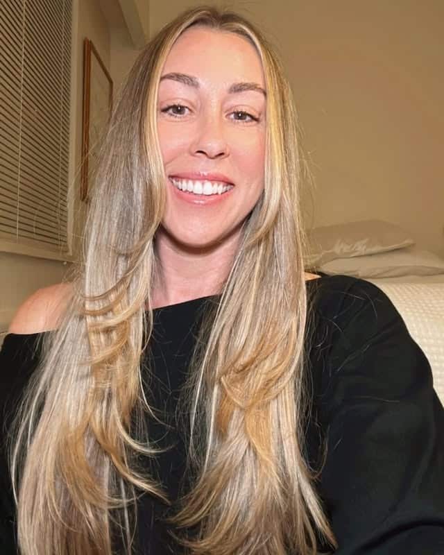 6. Sun-Kissed Layered Blonde - Honey Blonde Hair with Highlights