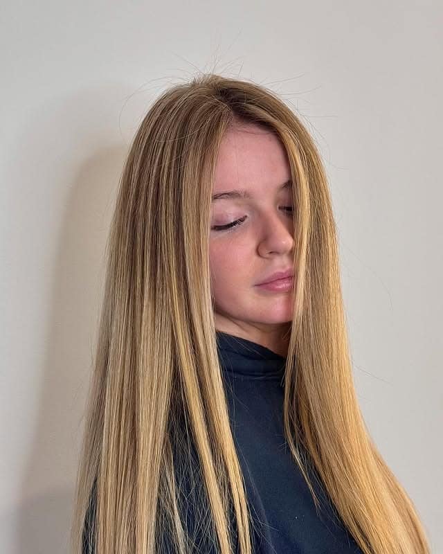 16. Smooth Butterscotch Honey Blonde - Honey Blonde Hair with Highlights
