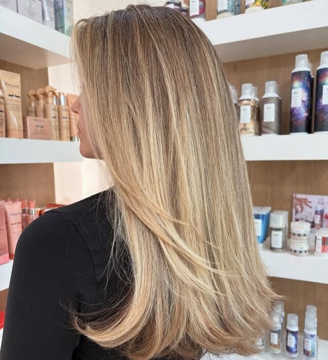 21. Dimensional Honey Blonde Layers - Honey Blonde Hair with Highlights