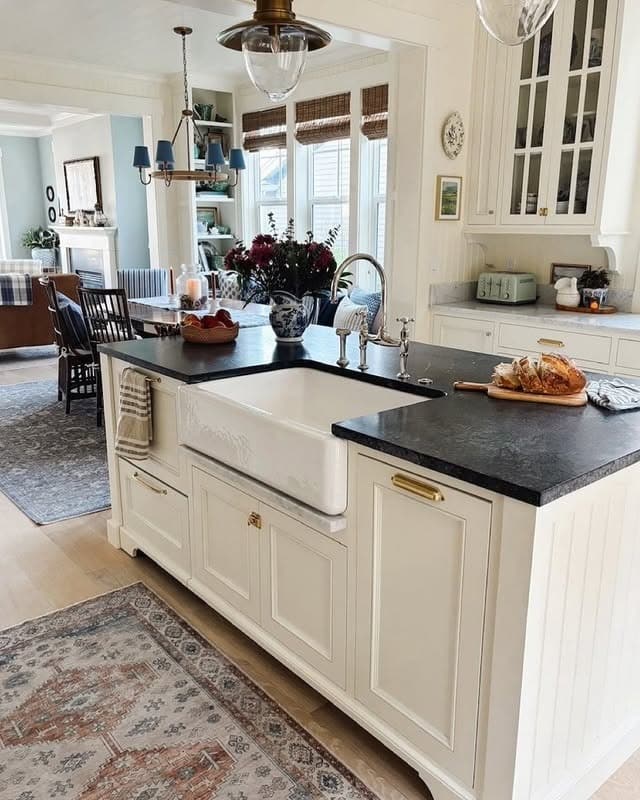 21. Classic White Charm with Ebony Contrast - kitchen centerpiece ideas