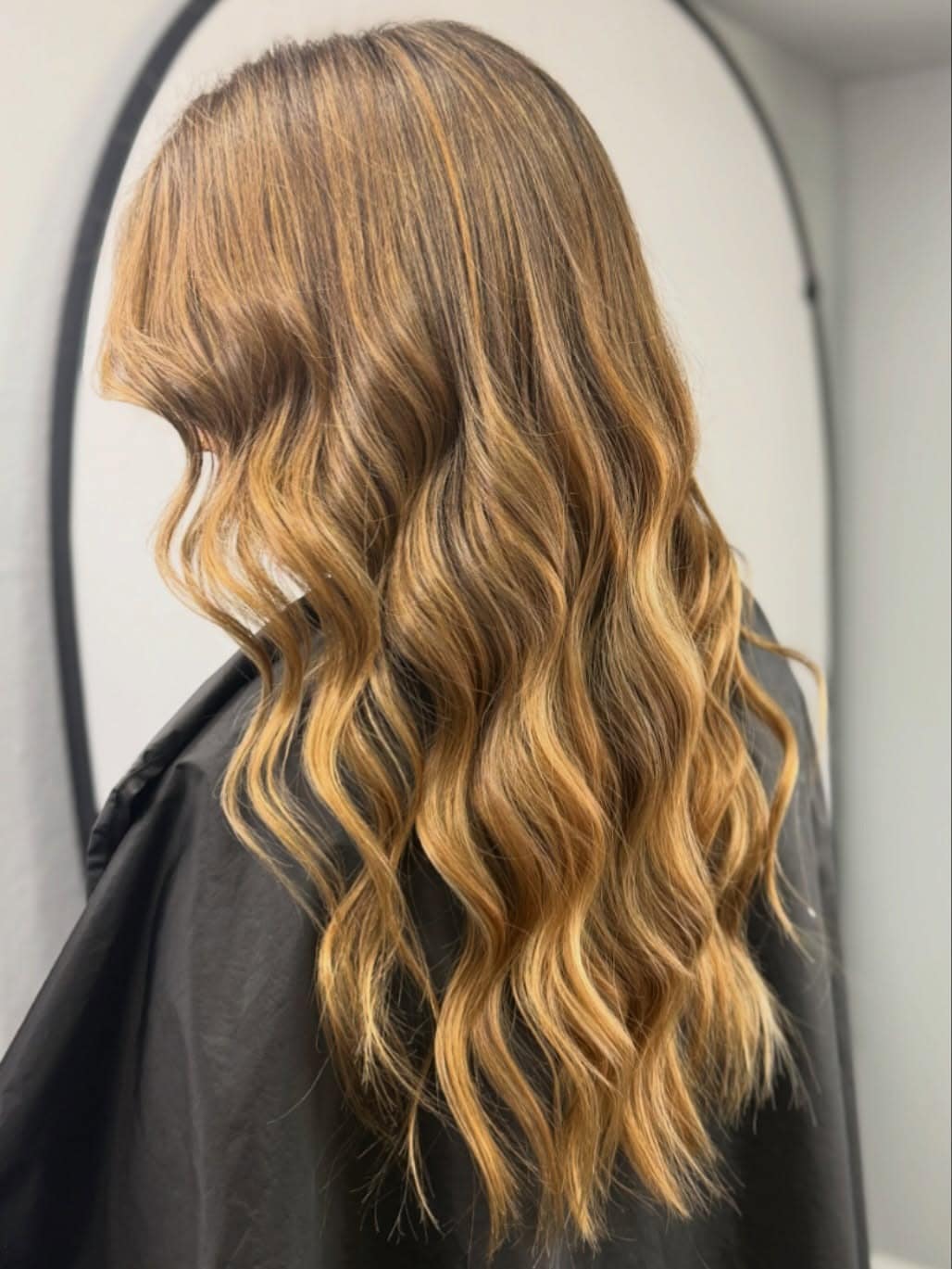 10. Golden Honey Waves - Fall Hairstyles