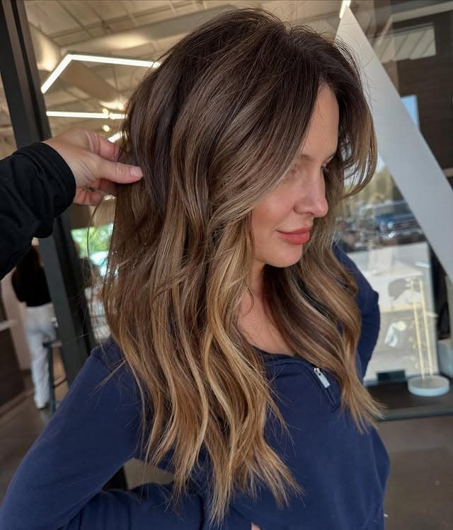 18. Bronzed Root Melt Layers - Fall Hairstyles
