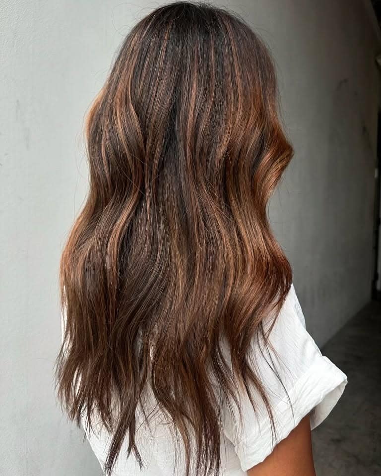 22. Autumn Bronze Waves - Fall Hairstyles