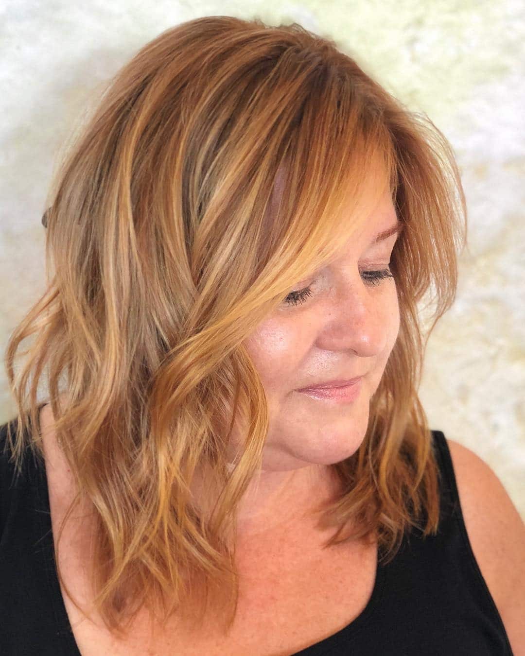 18. Textured Golden Strawberry Bob - Strawberry Blonde Hair Color