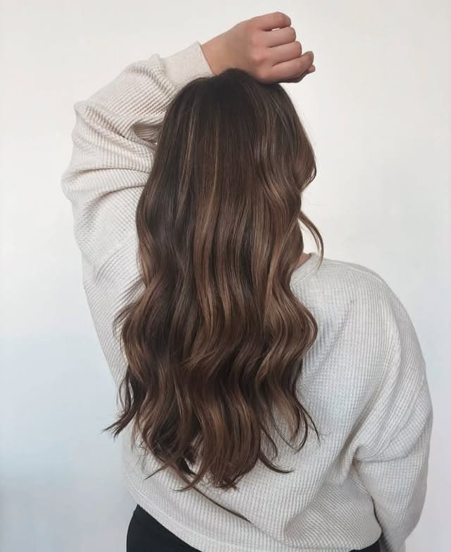 19. Mocha Walnut Waves - Winter Hairstyles
