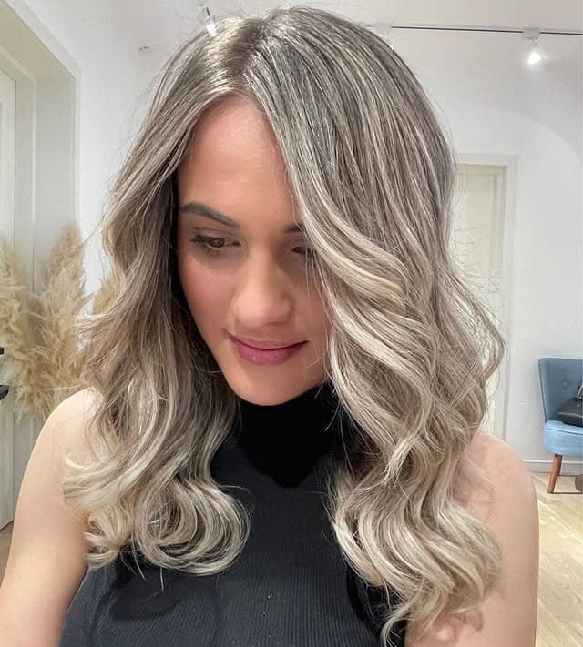 3. Pearl Blonde with Soft Root Shadow - Blonde Highlights Hair Color