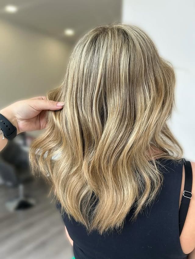 14. Golden Beige Balayage with Soft Waves - Blonde Highlights Hair Color