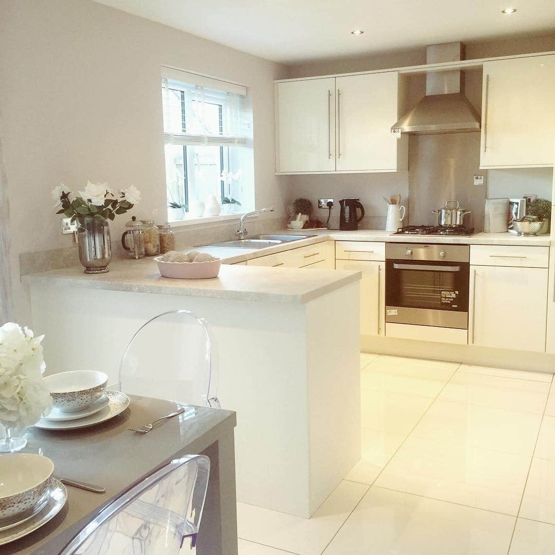 16. Cream and Ivory Contemporary Blend - white kitchen floor ideas