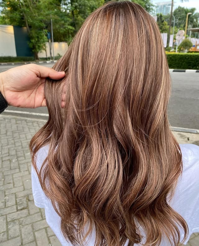 4. Toasted Brown with Golden Accents - Medium Brown Hair Color