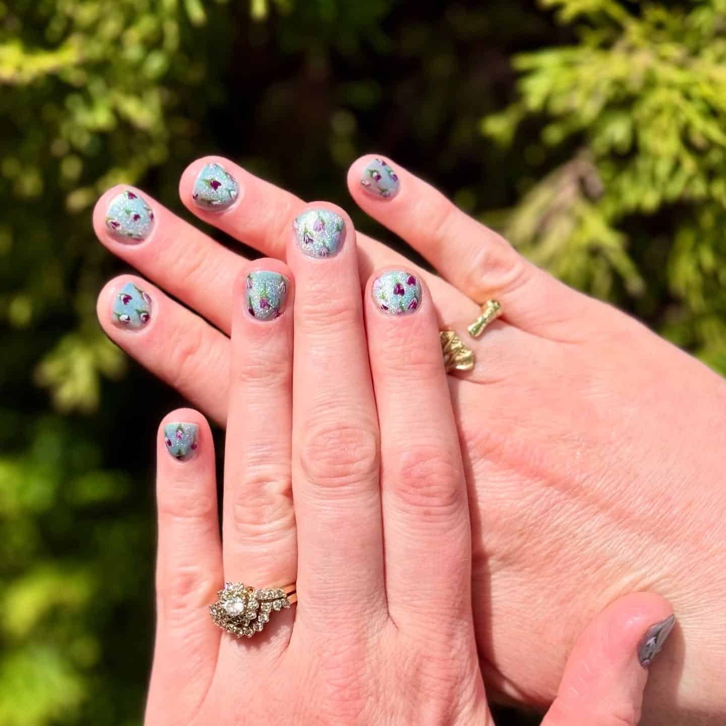 10. Mint Gem Shimmer - short spring nail ideas