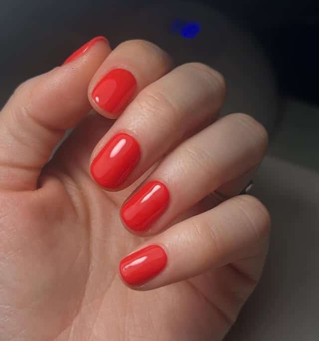 16. Cherry Blossom Red Gloss - short spring nail ideas