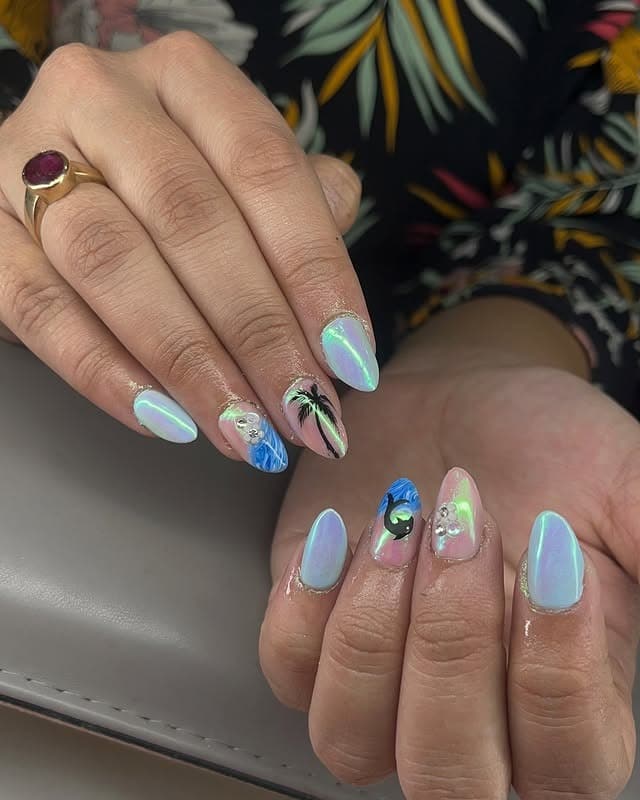 20. Iridescent Palm Shore - simple beach nail ideas
