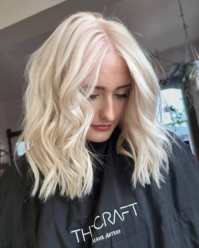 7. Soft Platinum Textured Lob - Platinum Blonde Hair
