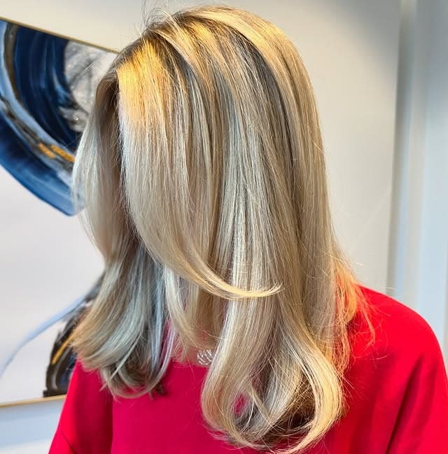 14. Golden Neutral Blonde with Refined Shoulder Layers - Old Money Hair