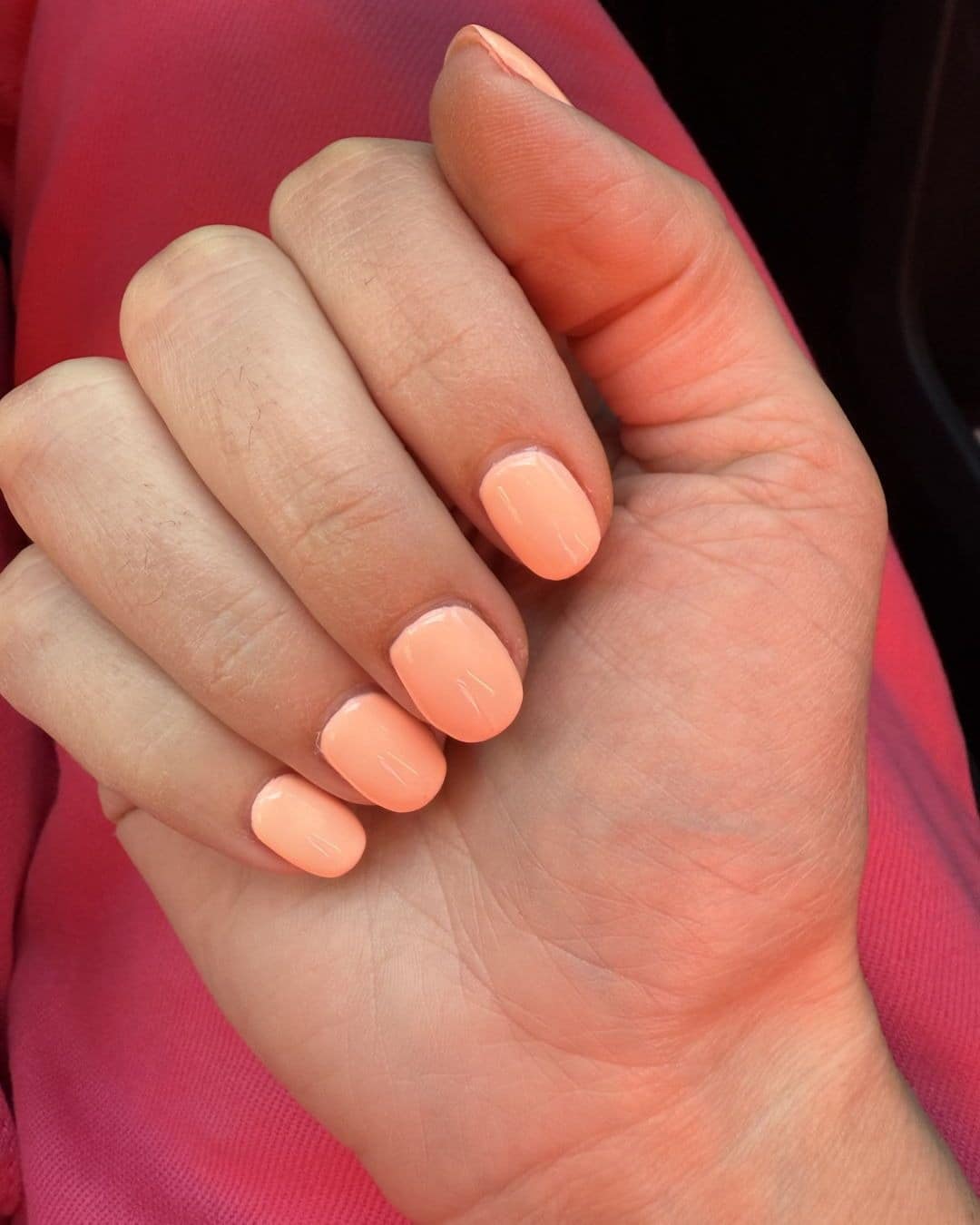 22. Pastel Peach-Coral Short Nails - summer coral nail ideas