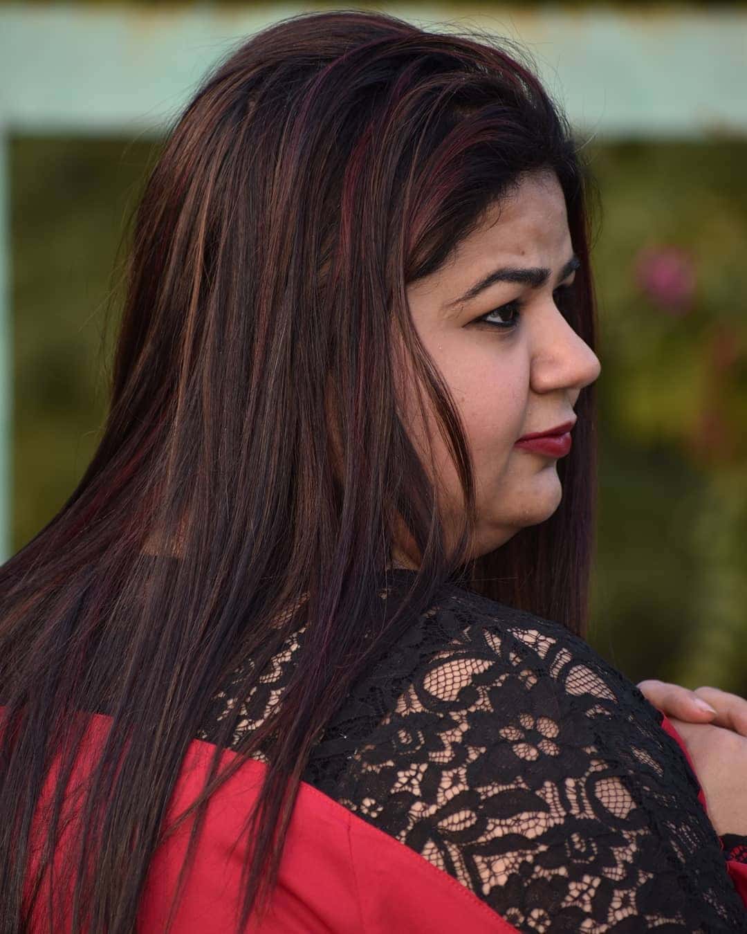 2. Deep Mahogany Straight Layers with Fine Red Accents - Red Brown Hair with Highlights