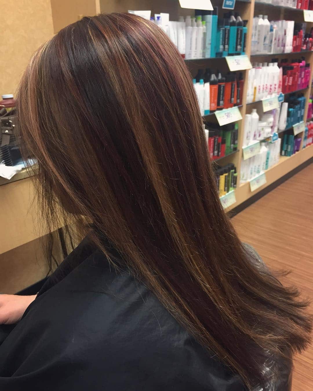 15. Straight Auburn-Caramel Blend with Fine Highlights - Red Brown Hair with Highlights