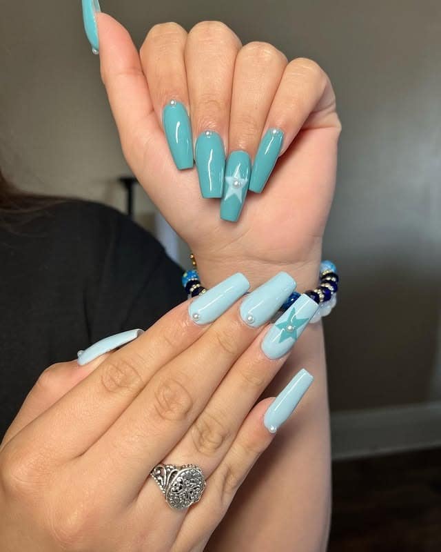 14. Sky Blue & Aqua Star Panels - two tone nail ideas