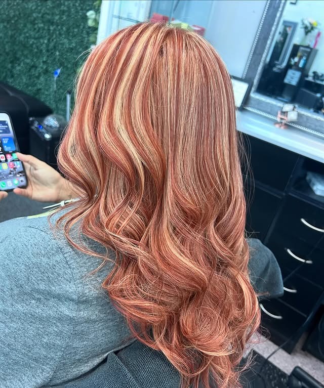 22. Peach-Copper Dimension with High-Contrast Highlights - Copper Hair with Highlights