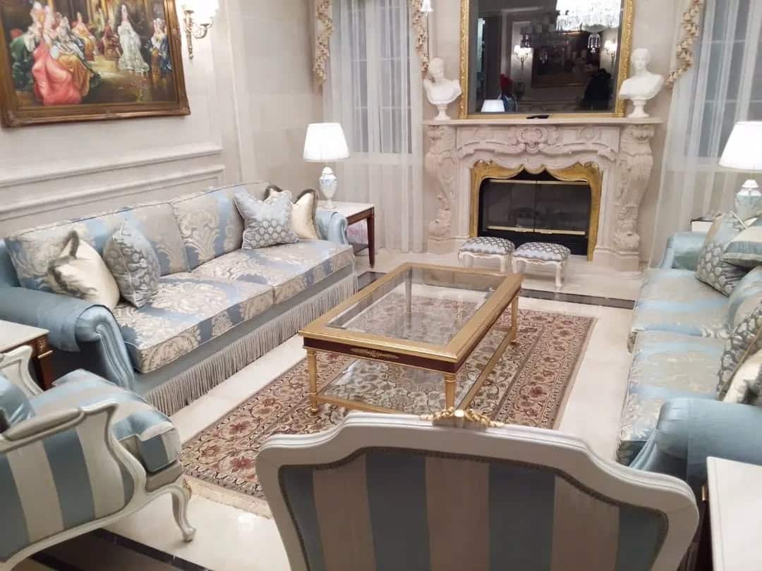 3. Classic Blue and Gold Lounge - classy living room ideas