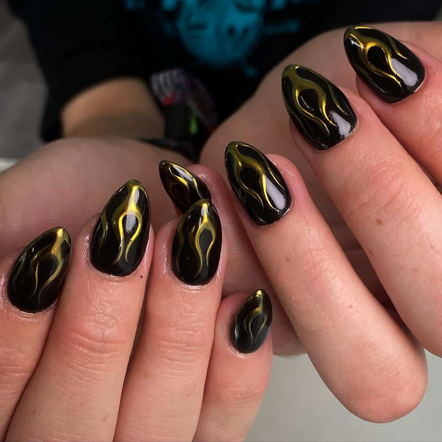 19. Red-Black Chrome Grunge Squares - black chrome nail ideas