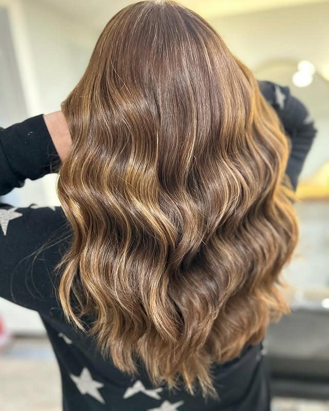 12. Golden Walnut Waves - Spring Hairstyles