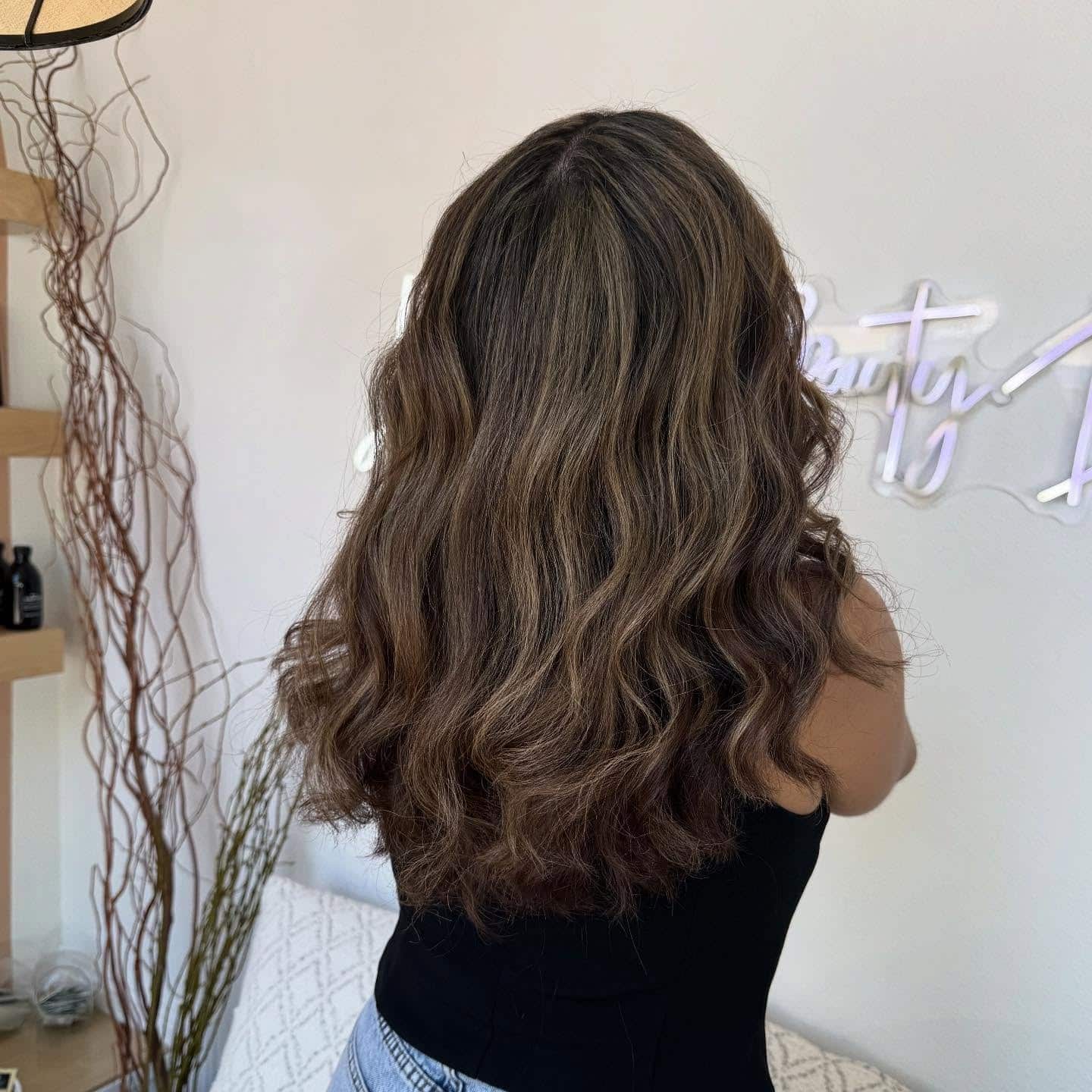 3. Natural Caramel Melt on Medium Waves - Caramel Balayage with Highlights