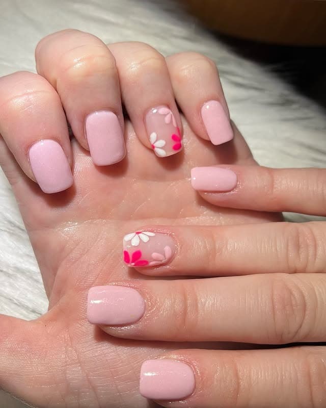 22. Petal Accent Soft Pink Dip Nails - flower dip nail ideas