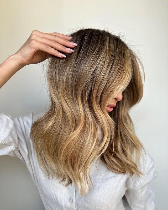 19. Soft Beige-Blonde Lob With Long Face-Framing Layers - Lob Hairstyles