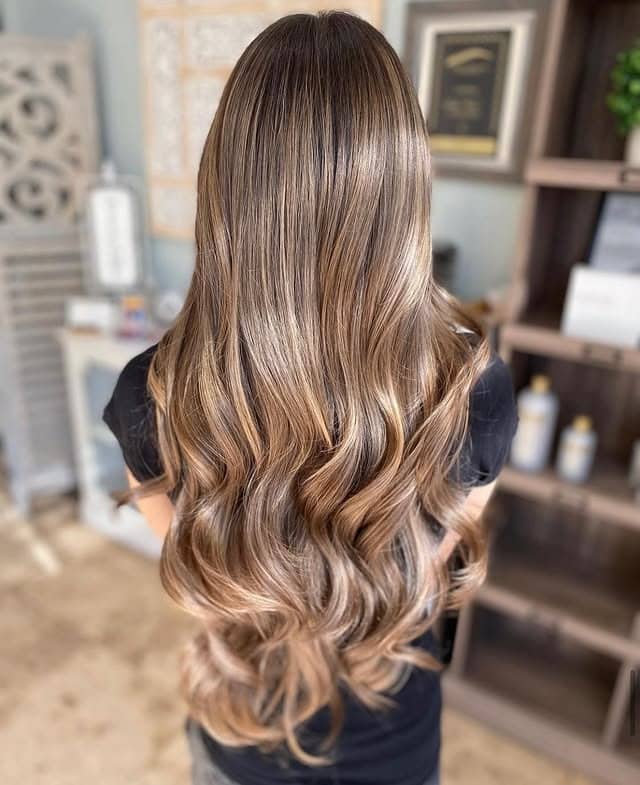 19. Smoky Brunette Balayage with Cool Neutral Tones - Brunette Balayage Hair Color