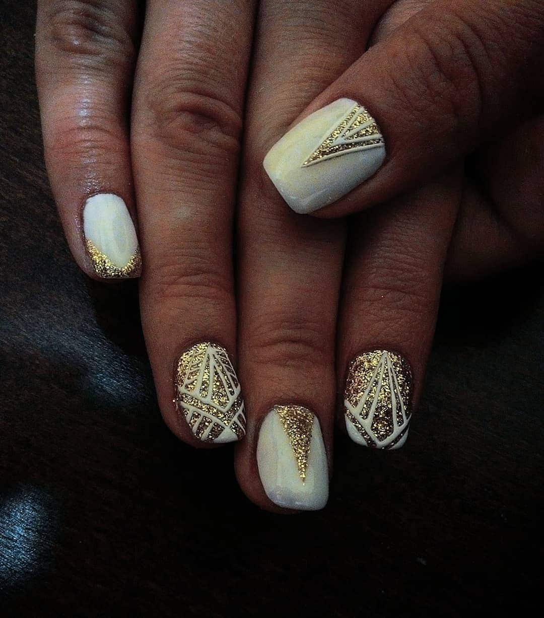 20. Art Deco White & Gold Mini Set - gold and white nail ideas