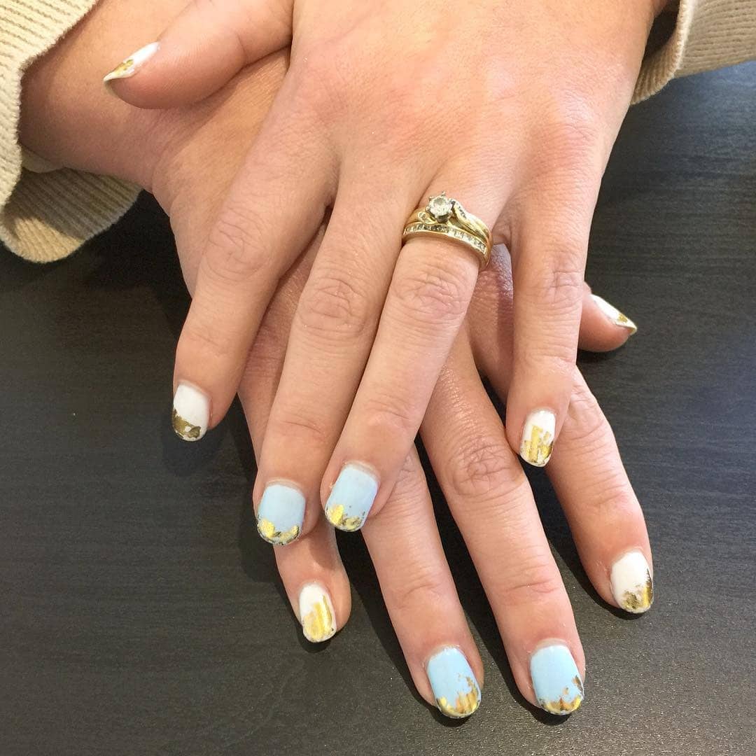 2. Short Pastel Nails with Gold Foil Accents - gold foil nail ideas