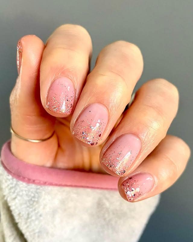 21. Soft Pink Glitter Gradient Short Nails - gradient nail ideas
