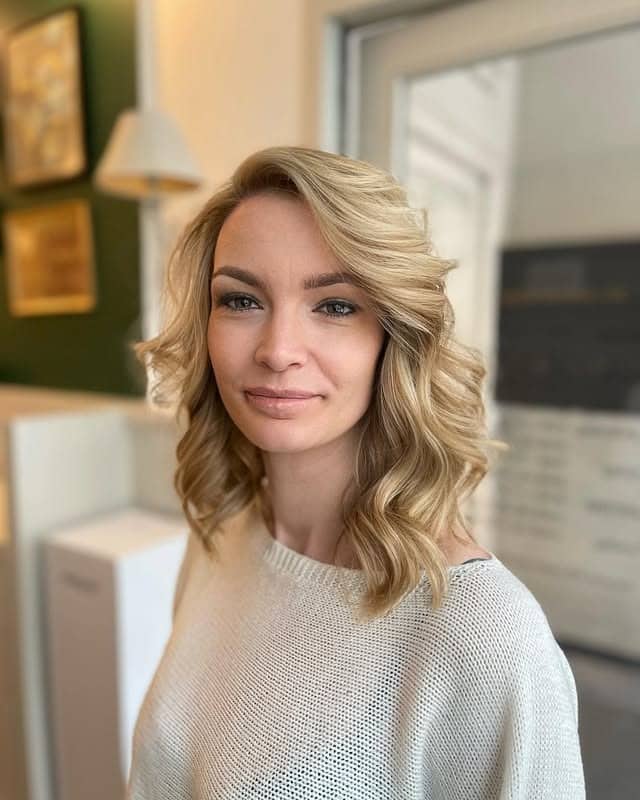 1. Soft Layered Blonde Bob - Short Blonde Hairstyles