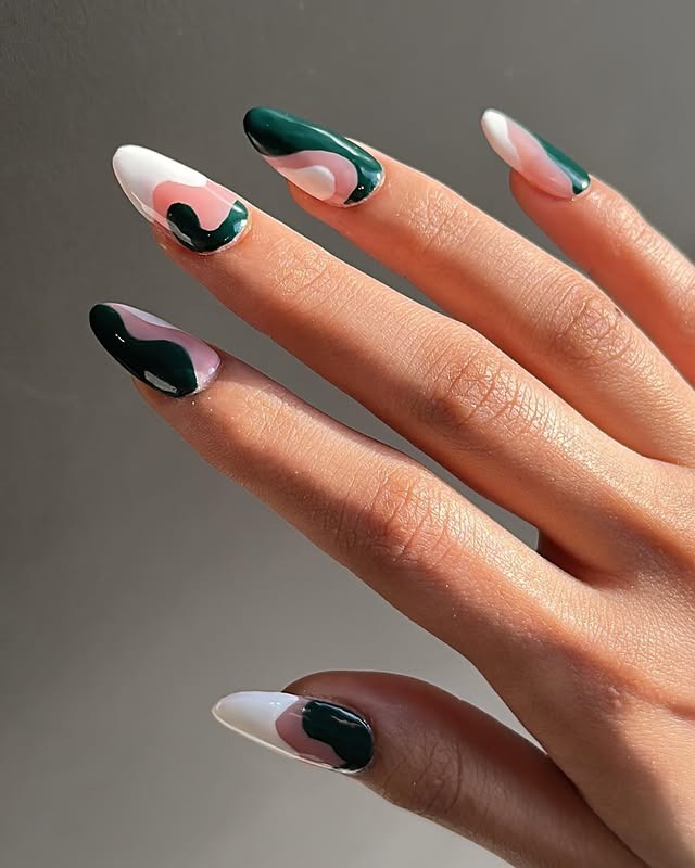 10. Modern Green and White Abstract Layers - green and white nail ideas