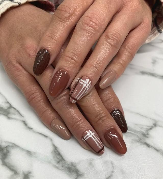 2. Neutral Brown Mix & Line Art Accents - light brown nail ideas