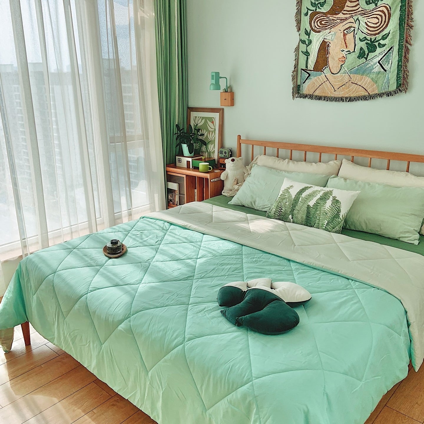 6. Natural Mint Bedroom with Sheer Light - mint green bedroom ideas