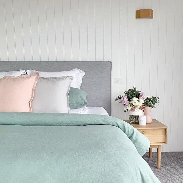 20. Minimal Mint Panelled Bedroom - mint green bedroom ideas