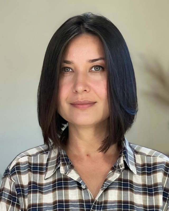 1. Sleek Center-Part Bob in Natural Espresso Brown - Bob Hairstyles