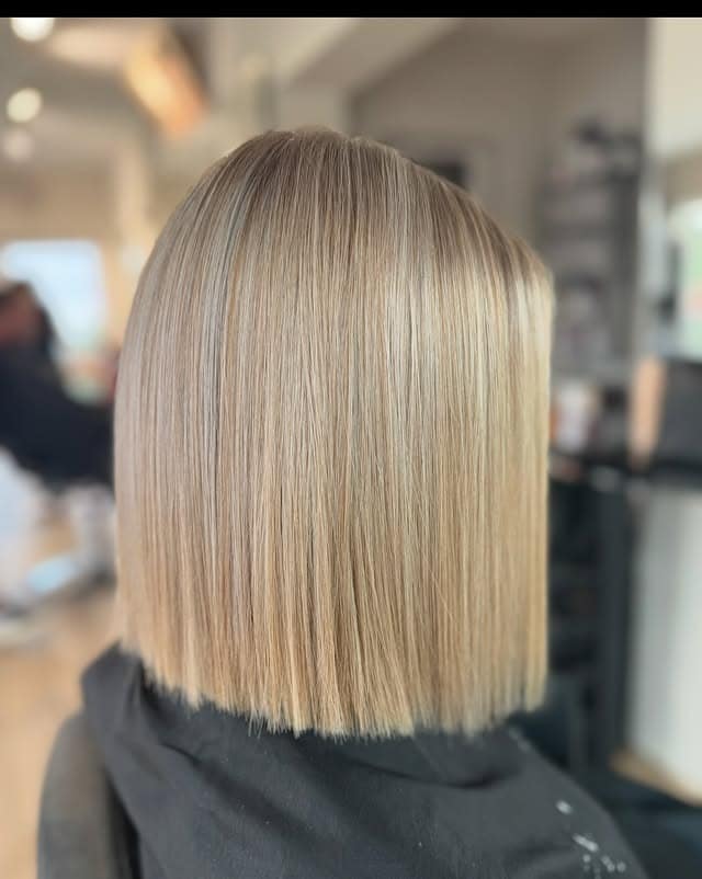 19. Precision Straight Bob in Light Neutral Blonde - Bob Hairstyles